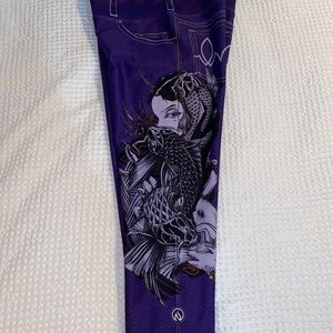 InkNBurn Geisha capris, size 8